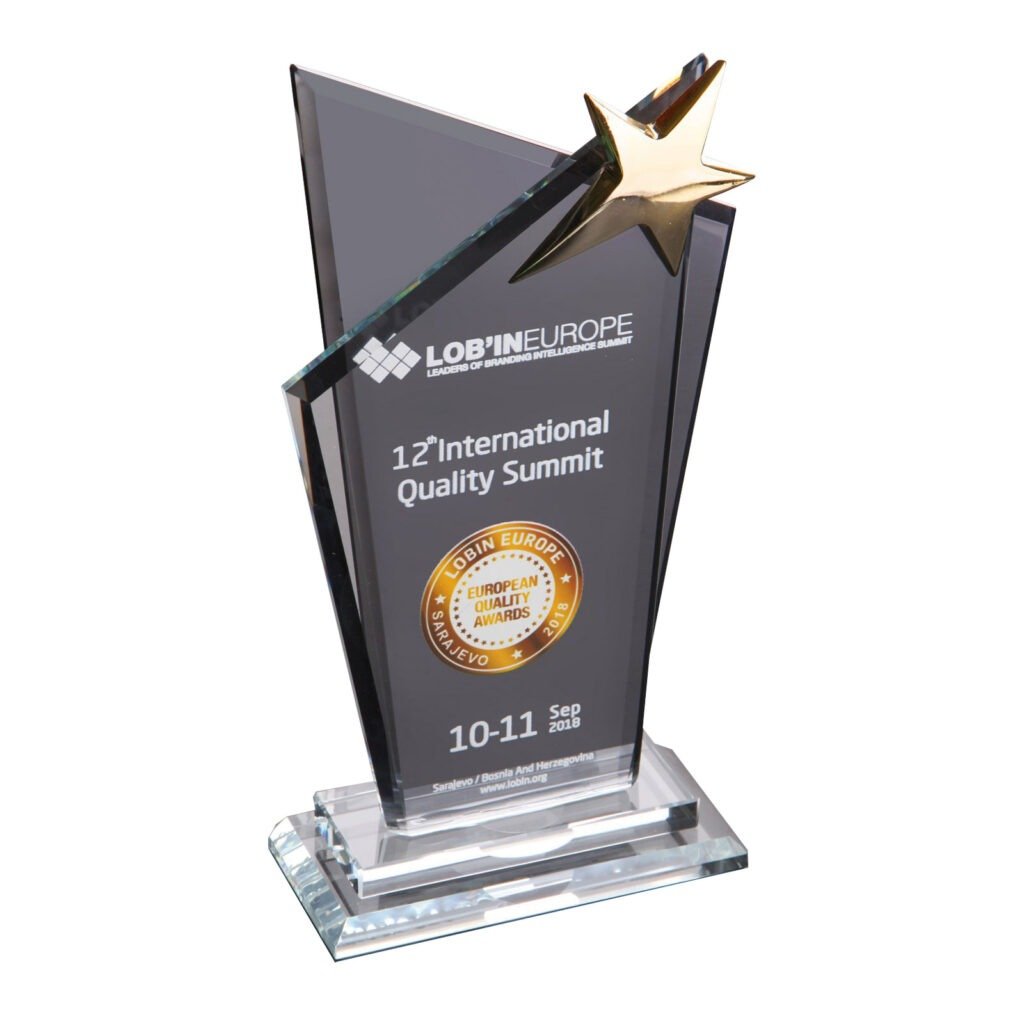 Karsı Kristal Plaket 743131